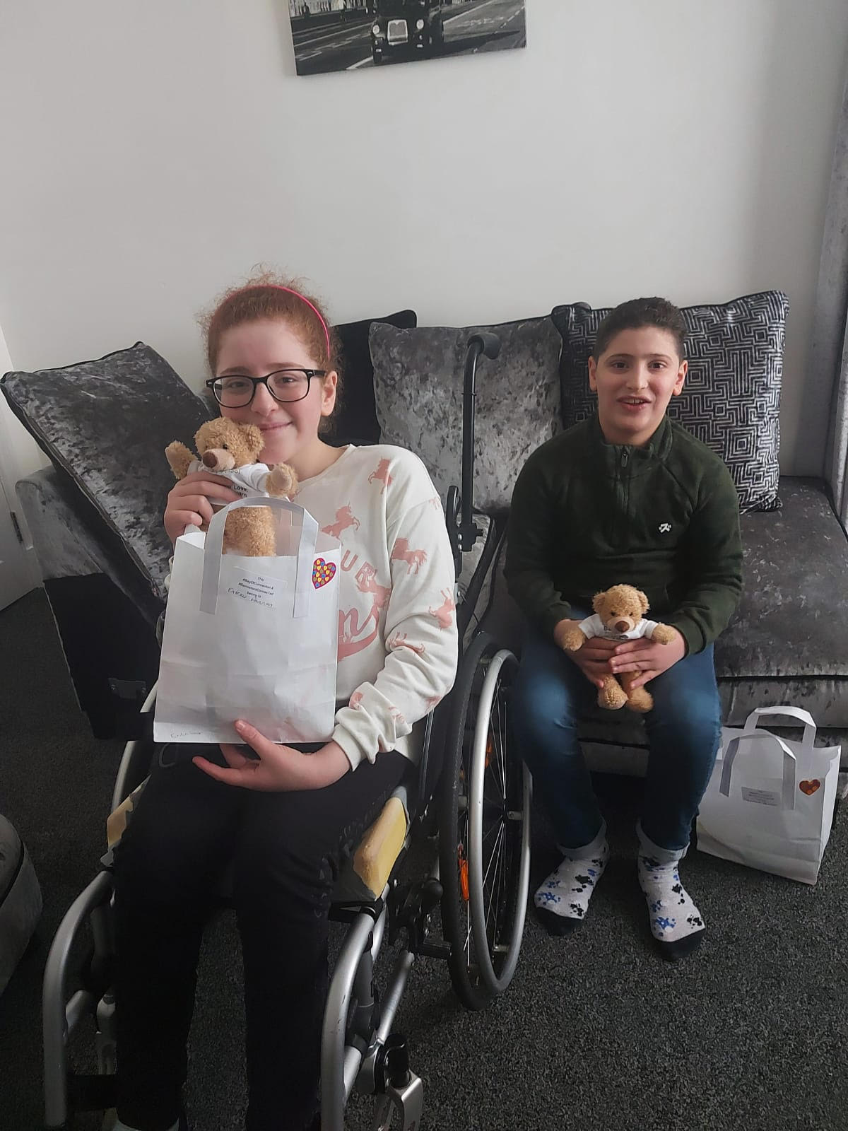 Teddies help primary school children during lockdown