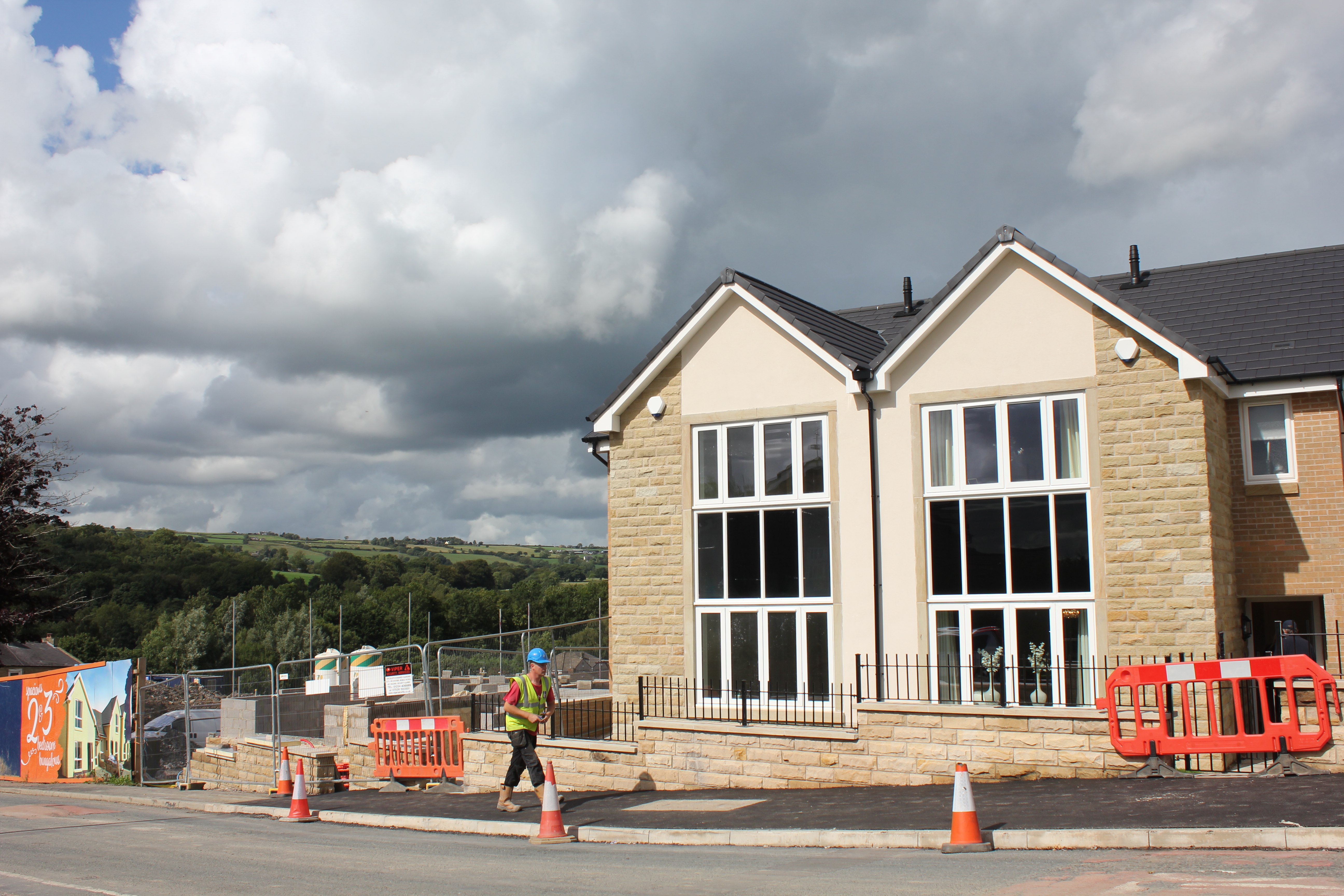 What a location! Foxhills development goes on show in Pendle